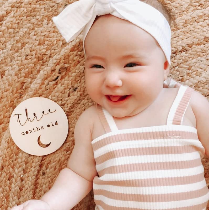 shower gift baby milestone cards for photoshoot