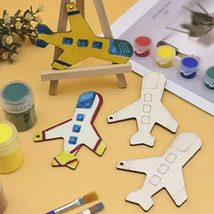 Paintable wooden plane figures for creative children's décor