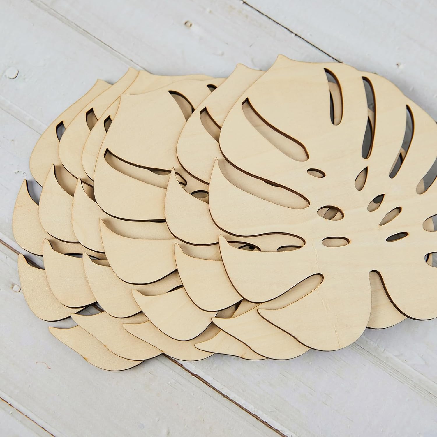 DIY wooden leaf hanging ornaments