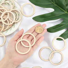Cliths 30 Pcs Wood Ring MDF Round Cutouts for DIY Crafts, Christmas Ornaments, Pyrography, Jewelry MakinG
