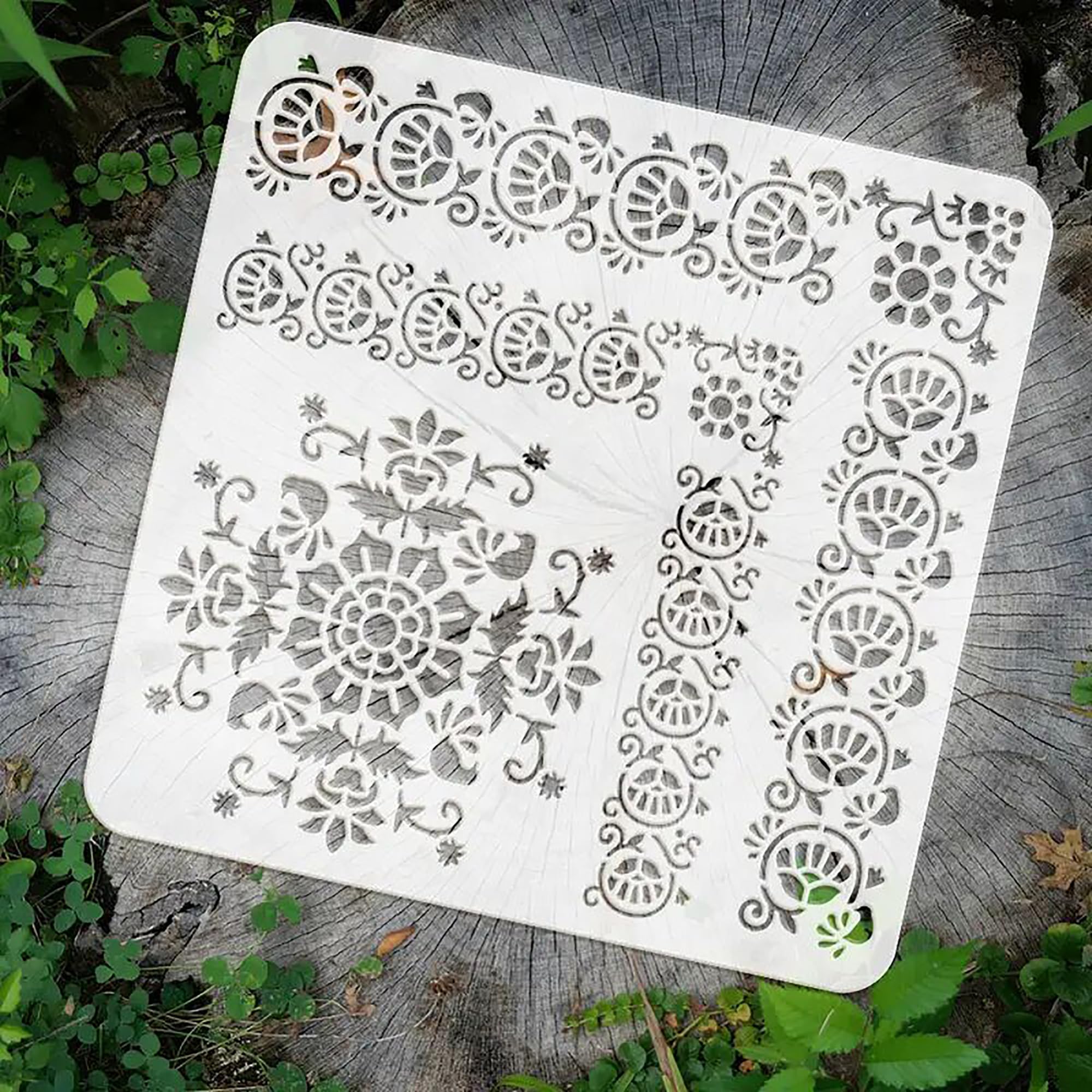 intricate vine and leaf stencil
