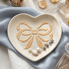 reusable bow stencil for spray painting