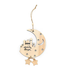 This Ramadan Kareem wooden hanging decoration set