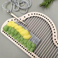 Whittlewud Pack of 3 Wool Queen Triangle Weaving Loom Kit 3 Sets with Weaving Needles and Tools Suit for Kids, Beginners and Weaving Lovers