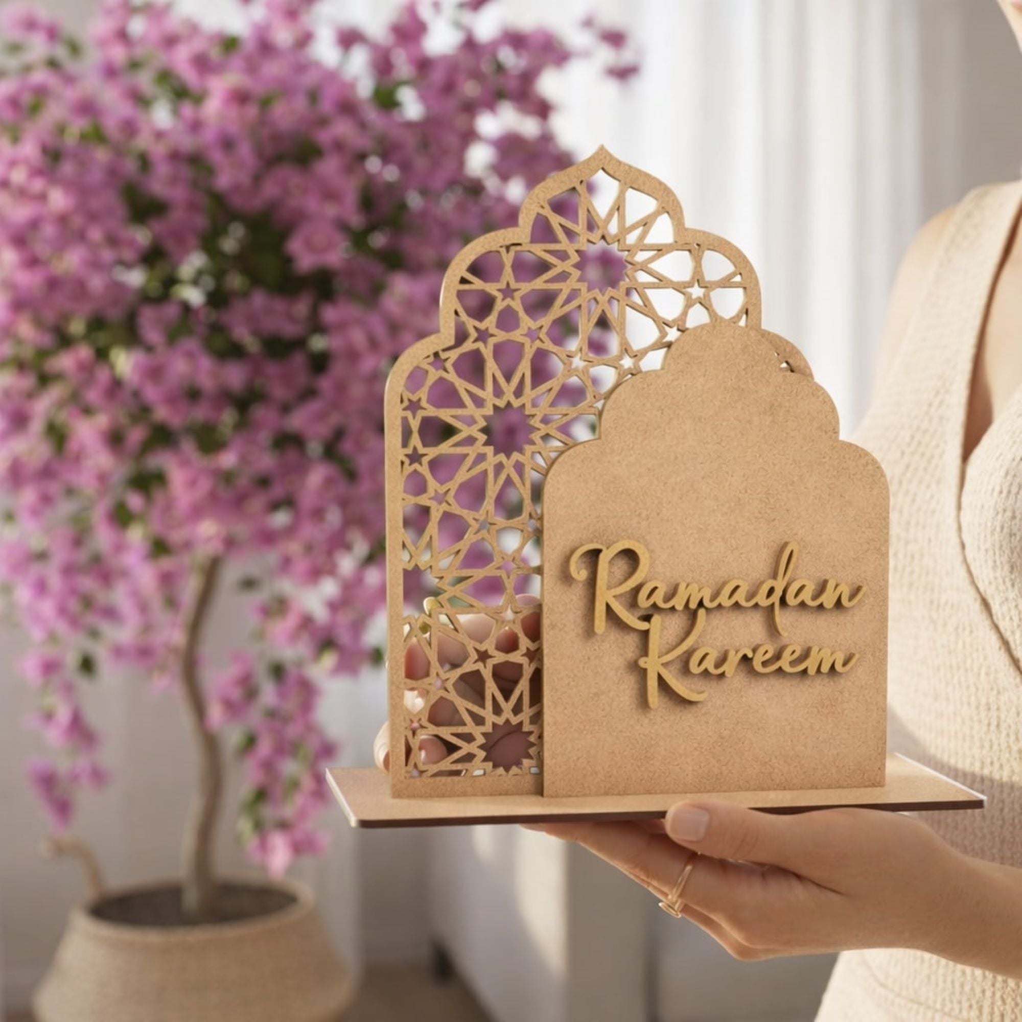 eid mubarak wooden table decor

