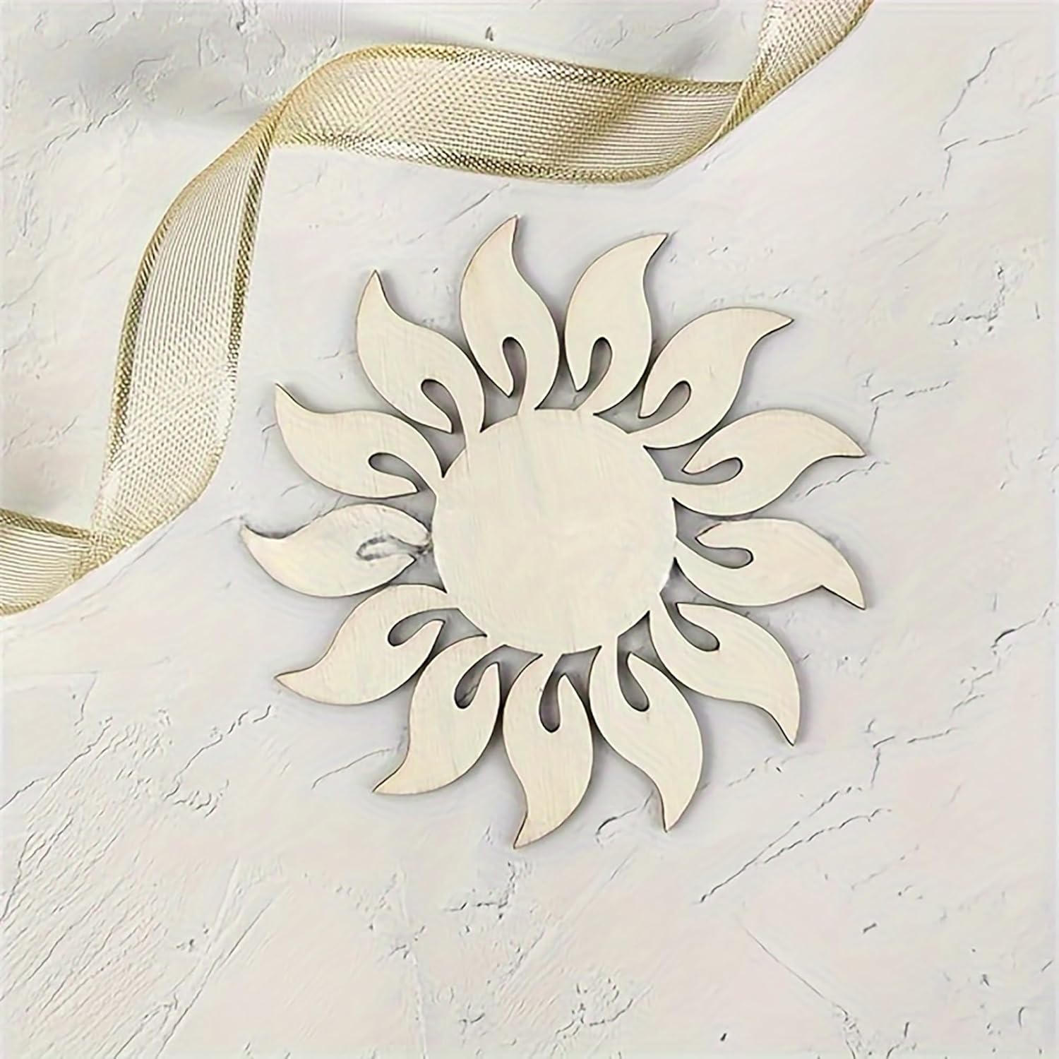wooden sun decoration 10cm