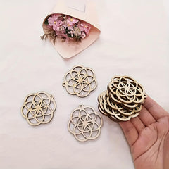 Cliths 10pcs Unfinished Wood Circles for DIY Crafts Craft Rounds Lightweight Hanging Decor Wedding Party Holiday Decorations