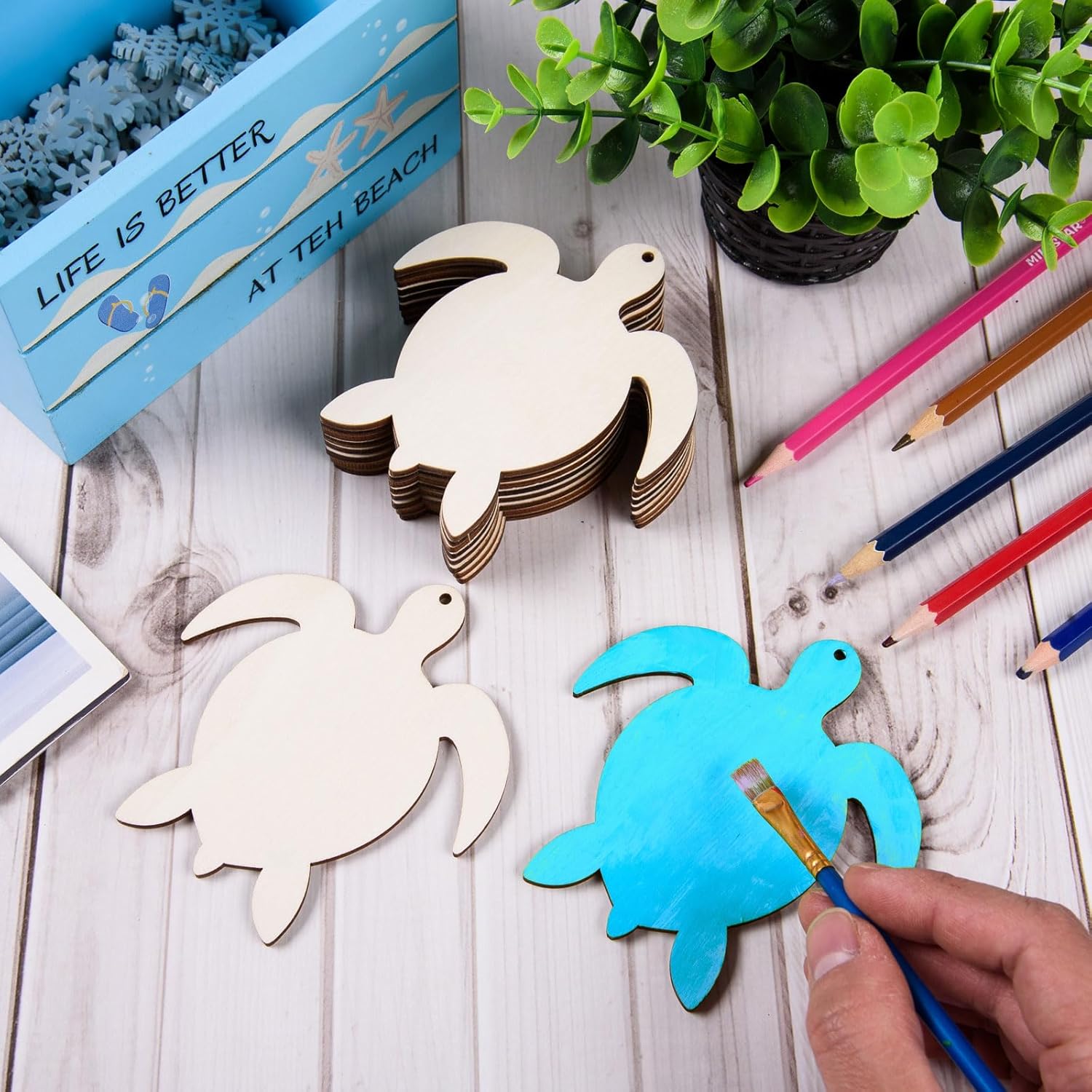 wooden sea turtle decorations for beach wedding party