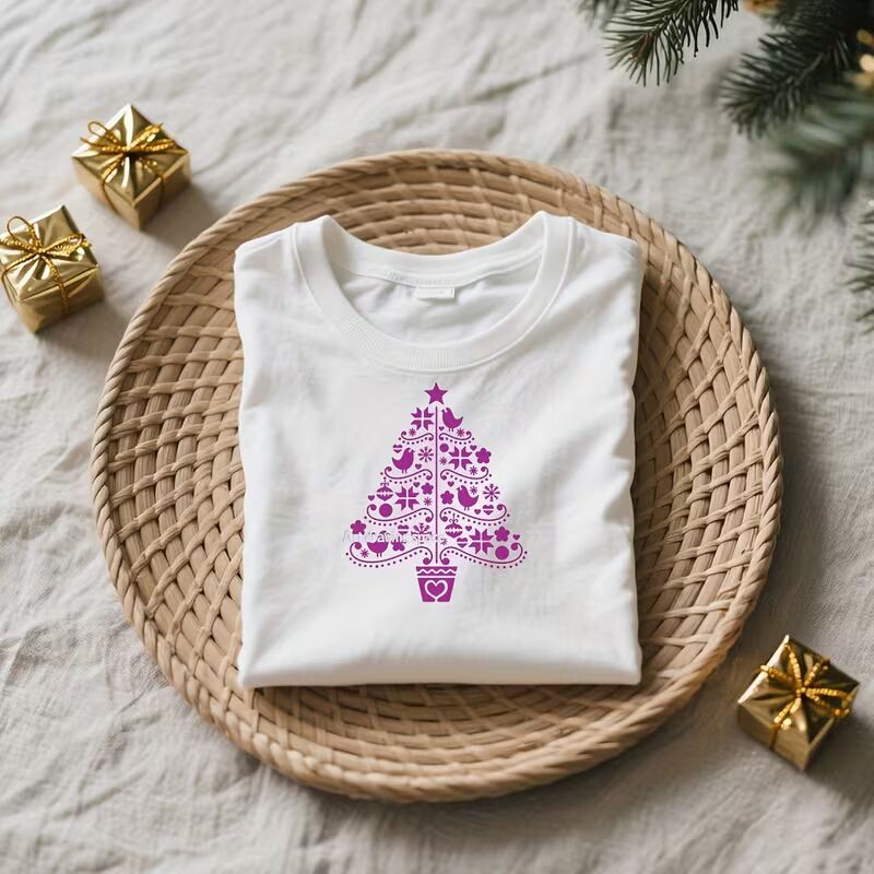 The detailed Christmas tree template comes with assorted festive shapes 