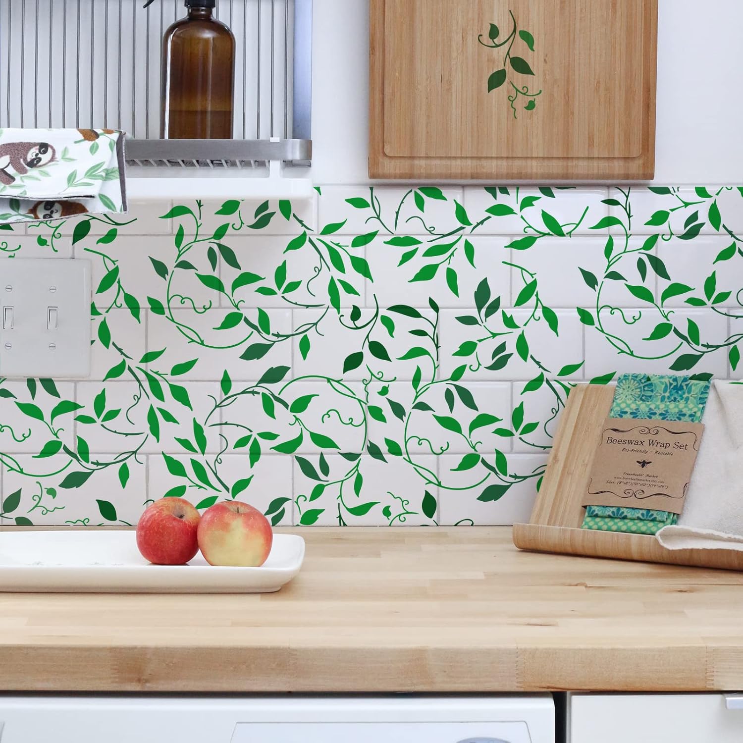 wall painting leaf stencil
