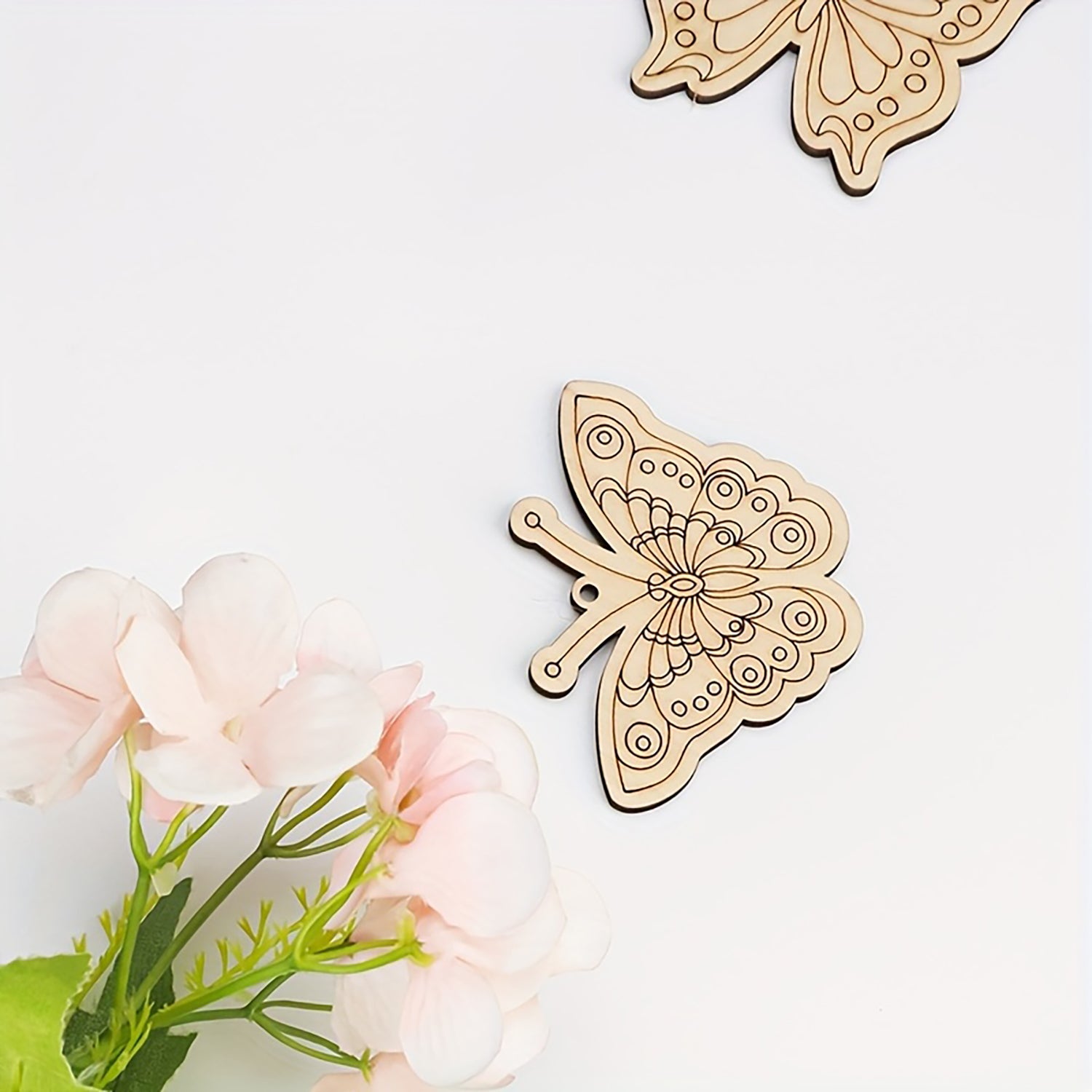 DIY wooden butterfly hanging decorations for garden