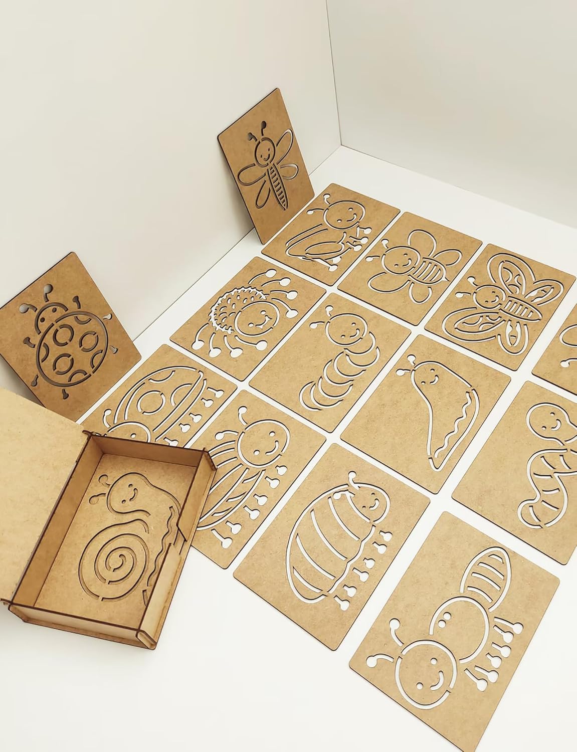 bugs design mdf tracing board for kids