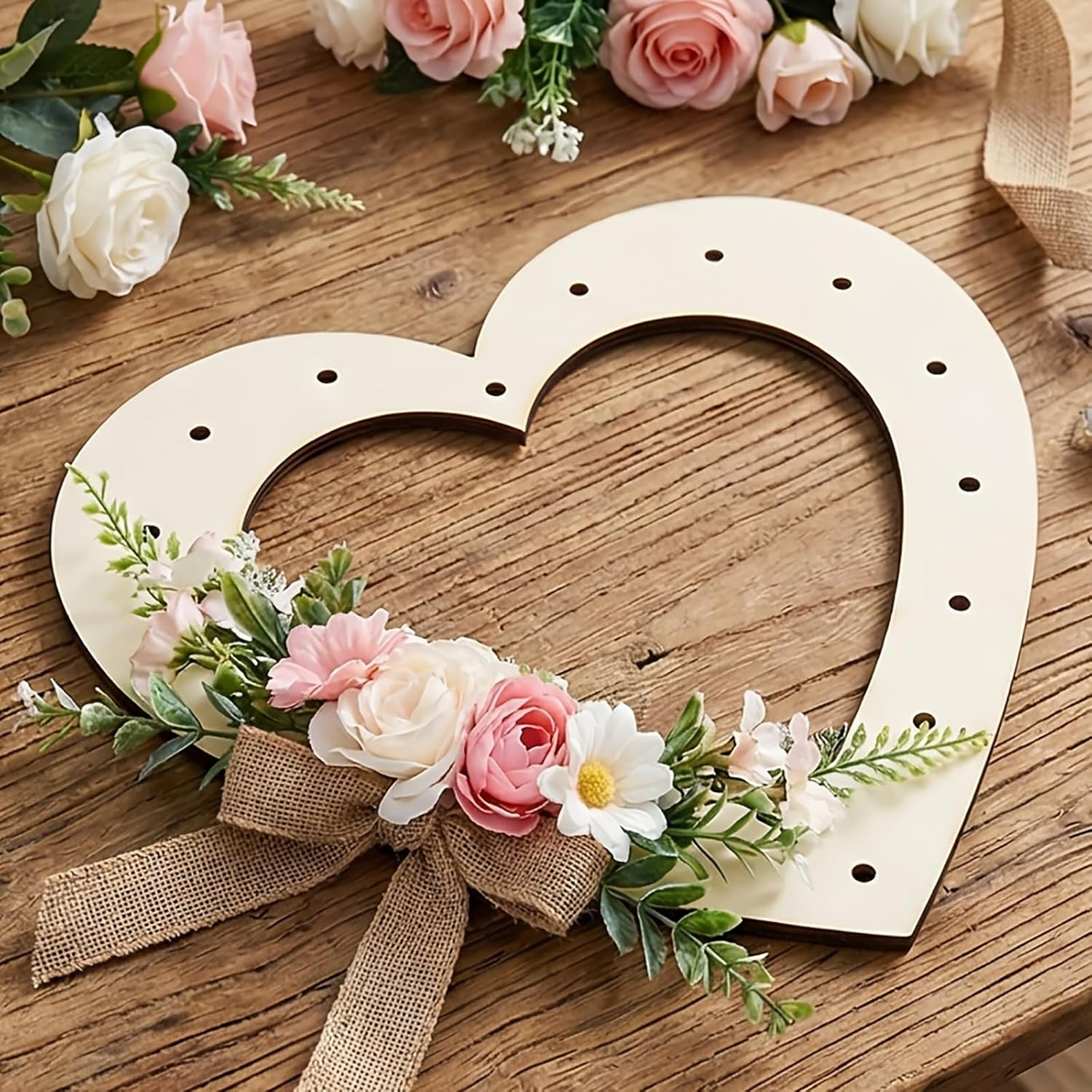 heart shape wood frame for wedding decoration