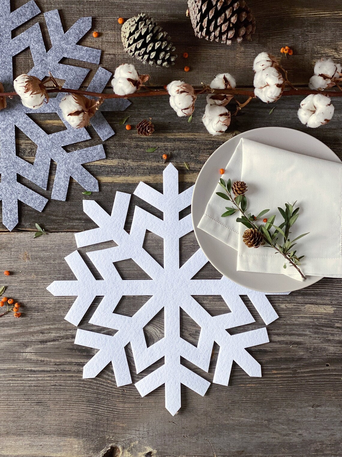 Felt Christmas table mats