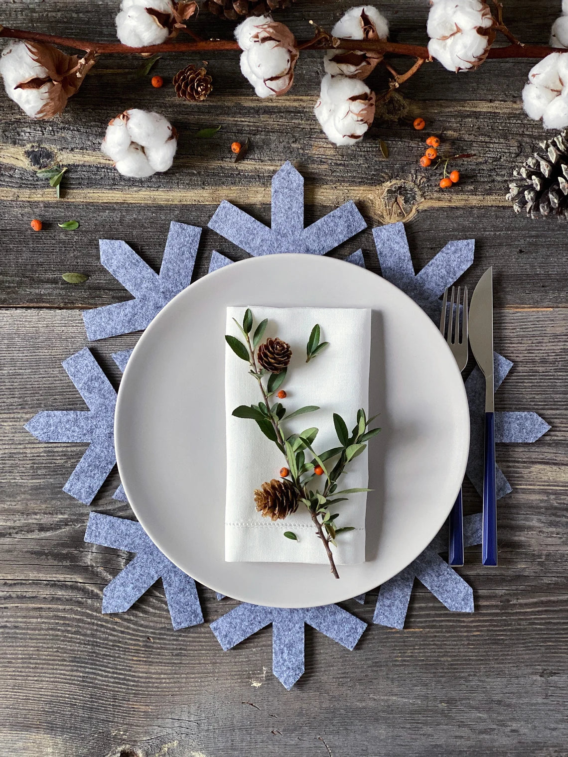 Christmas table decorations