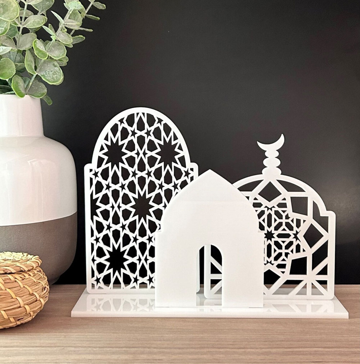 mosque table centerpiece