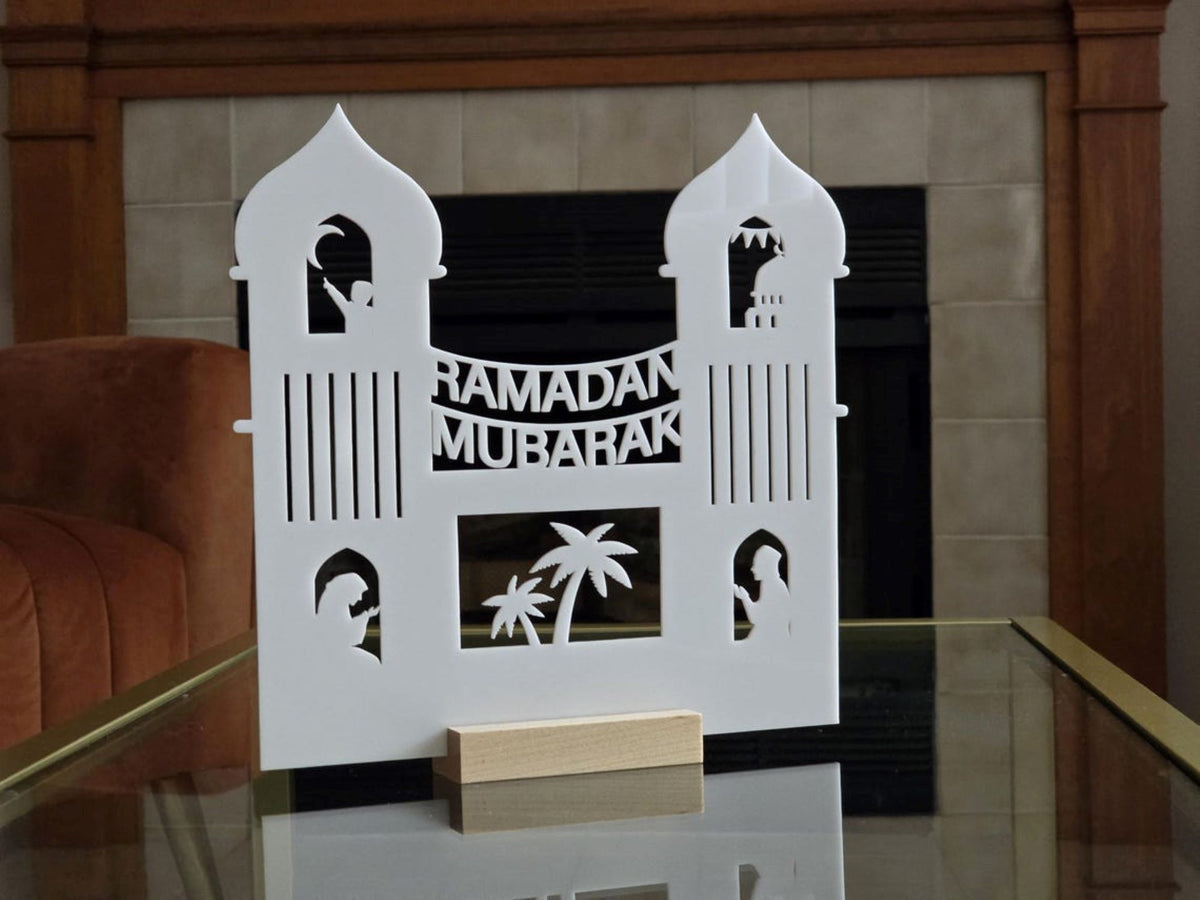ramadan mubarak table decor
