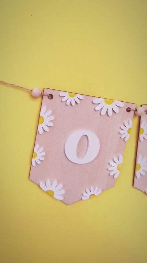 Cliths Wooden Daisy One Banner for 1st Birthday Boho Flower Garland High Chair Decoration