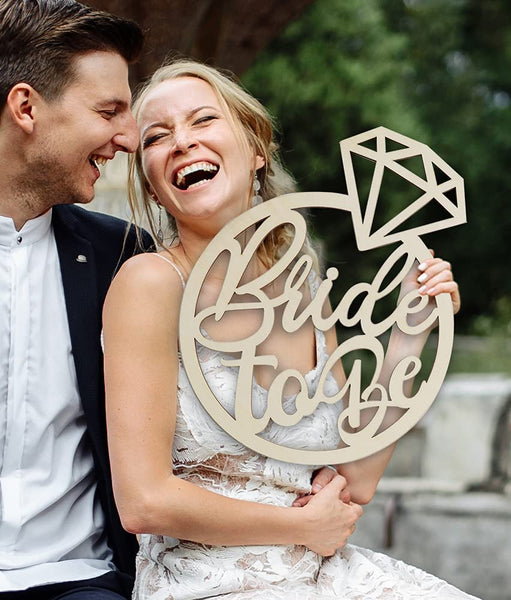 bride to be wooden sign, bride to be wooden laser cut sign, bride to be sign, bride to be sign for decorations, bride to be sign wood sign for pre-wedding, bride to be sign diamond ring for bachelor party